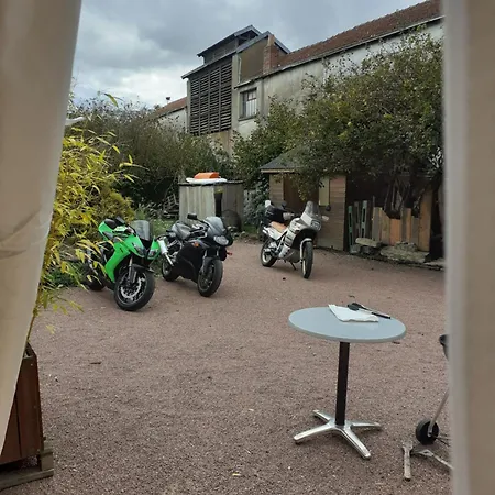 Apartmán Loft Cafe De La Croix Morzel Cordemais
